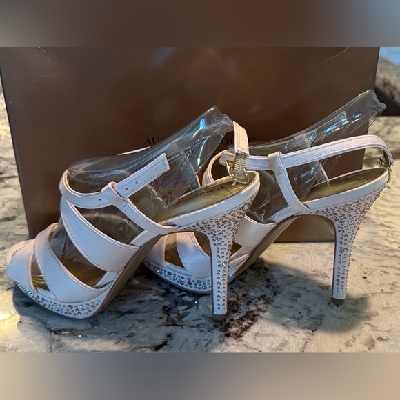 Audrey Brooke Shoes - Audrey Brooke Women's Blush Heeled Sandals w/ Rhinestones